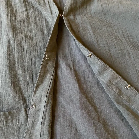 JOHNNY WAS fabulous linen top. Olive green. Hook closure. Beaded sleeves. Size M - Picture 5 of 8